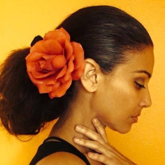 Meet your Posher, Idalis - Picture 1 of 3